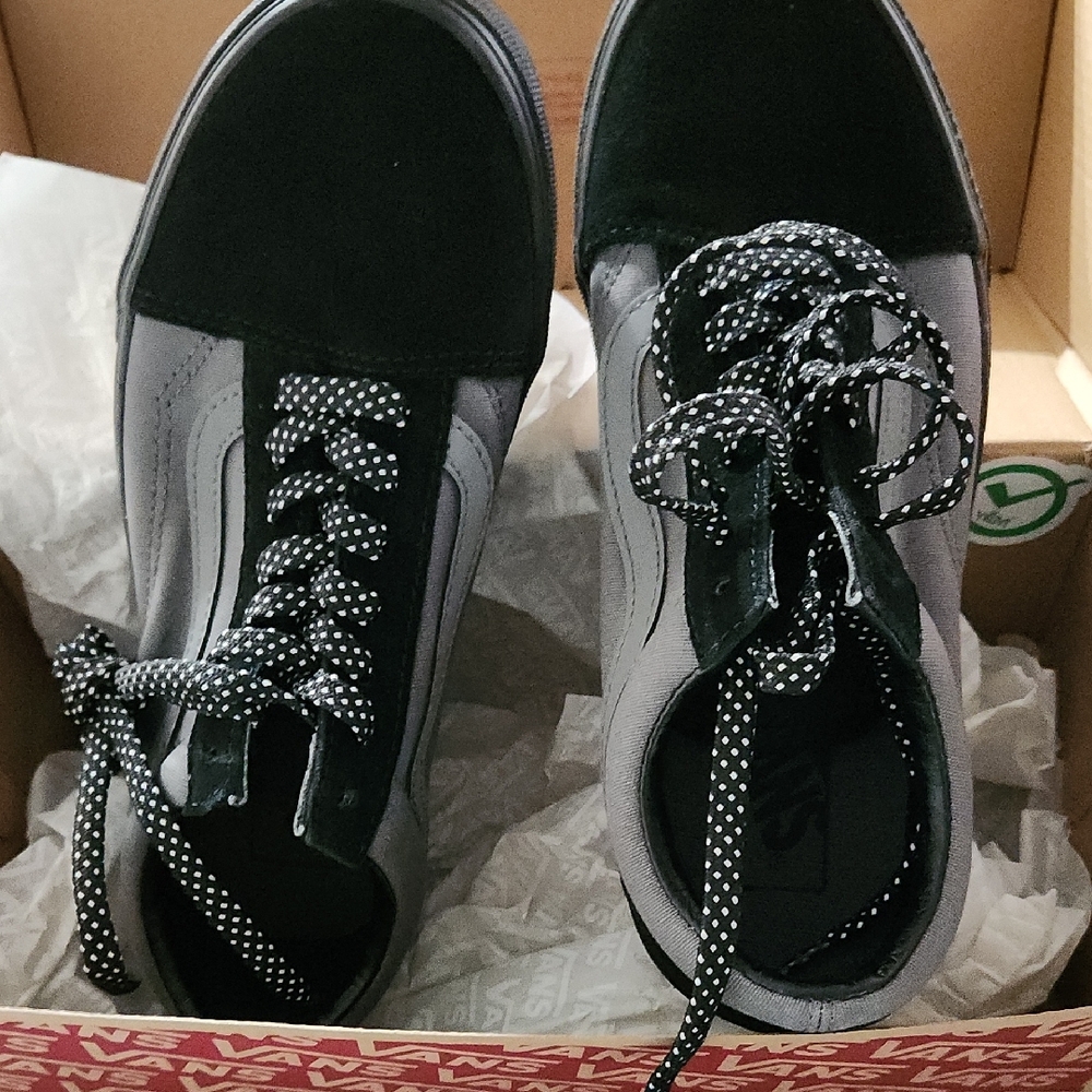 NWT Vans Black and Gray Sneakers - Picture 6 of 8